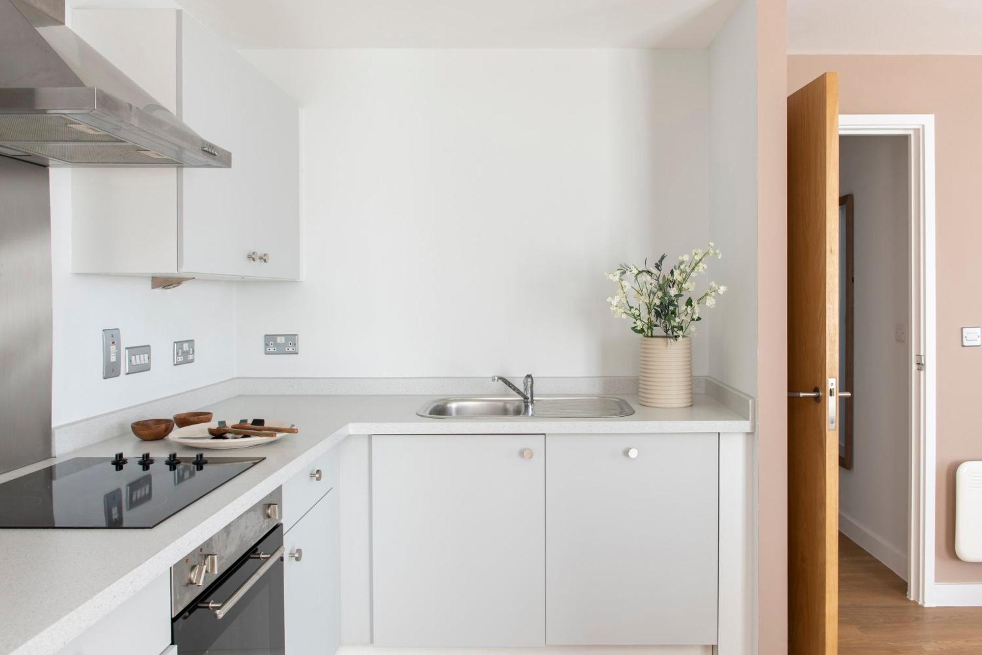 Cove Paradise Street Apart-hotel 4*